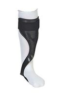 AliMed Carbon Fiber Anterior Medial Strut w/Tibia Relief, Right, Small