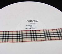 100% Authentic Genuine Rare HTF Burberry Plaid Gift Wrapping Ribbon 1"W Florist, Flowers, Arts & Crafts Gift Wrapping