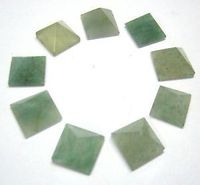 CRYSTALMIRACLE Beautiful 9 Green Aventurine Quartz Loose mini Pyramids Crystal Healing Reiki Bagua Feng Shui Gift Metaphysical Vaastu Wicca Home Office luck Protective Meditation health wealth success