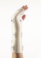 Corflex POLYCAST EXTENDED BOXER SPLINT LARGE LEFT Wrist 6-7", MCP 3.75-4.25"