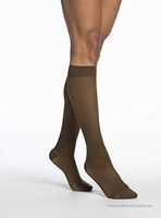 Sigvaris 781 EverSheer Closed Toe Knee Highs - 15-20 mmHg Short Natural MS Short 781CMSW33
