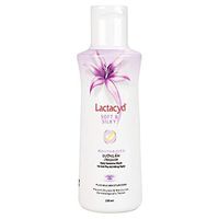 Lactacyd Soft and Silky Moisturizing Daily Feminine Wash 150ml