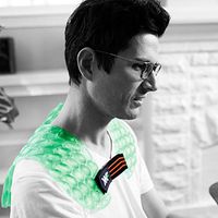 KOOL'N FX Hot & Cold Therapy, Reusable Neck & Shoulder Gel Pack with Adjustable Straps - Great for Sports Injuries, Neck Injuries, Cervical, Migraines, Headaches & More (Large/X-Large)