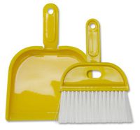 Stansport Whisk and Dust Pan