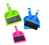 Portable Mini Desktop Hand Brooms Debris Pan for Keyboard Drawer Garbage Cleaning Tools Shipment,Small Floor Broom and Dustpan Set Trash Rubbish Debris Dust Pan Household Cleaning Brushes (3 Color)