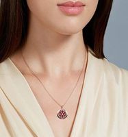 Aromatherapy Essential Oil Diffuser Necklace, Hypoallergenic 316L Surgical Grade Stainless Steel Locket with 2 styles of 23" Adjustable Chain, 7 Washable Refill Pads, Gift for Christmas (Rose Gold)