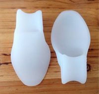 LETSP Bunion Relief 2 Big Toe Protectors For Bunions Treatment Bunion Gel Toe Separators, Spacers, Straightener and Spreader for a perfect Toe Alignment and bunion pain relief (White)