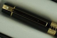 Cross Sheaffer 300 Black Lacquer and 23KT Gold Appointments Medium Ballpoint Pem (E2932551)