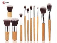 Samsung Evo Plus 128GB MicroSD XC Class 10 UHS-1 80mb/s Mobile Memory Card 128G MB-MC128DA with Adapter and USB 2.0 MemoryMarket dual slot MicroSD & SD Memory Card Reader