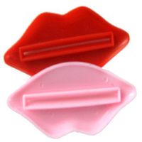 OOOUSE Lip Shaped Toothpaste Squeezer
