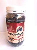 True Blue Premium Dark Bee Propolis 5000mg 250 Capsules Australian Made