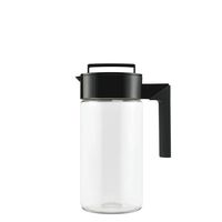 Takeya Patented and Airtight Pitcher Made in the USA, 1 Quart, Black