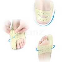 Adult Hallux Valgus Pedicure Sock, Ultra - Thin Big Toe Orthosis Bunion Toe Braces Correction Socks, Toe Separator Wearable Shoes, Breathable Foot Cover Day and Night Use 1 Pair (M)