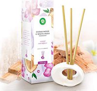 Air Wick Scented Reed Diffuser Cedar Wood and White Musk Fragrance (Warning: Do Not Burn)