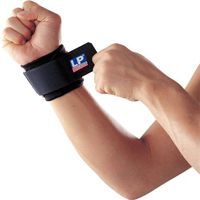 LP Adjustable Wrist Wrap (Black; One Size Fits Most)