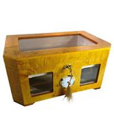 Commanders Closet Stylish Hand Crafted Burl Lacquer Humidor with Lock - Up to 120 Cigars