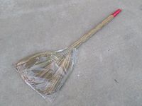 Vietnamese original soft fan straw broom with straw handle (chổi lúa) 40 inch
