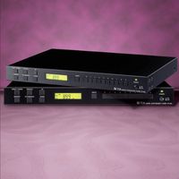 TOA DT930UL - Am/Fm Synthesized Tuner