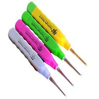Yardwe LED Earpicks Spoon Flash Ear Wax Pick Remover Tool Ear Cleaner for Kids 4PCS (Random)