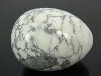 jennysun2010 1 Piece Natural White Howlite Gemstone Egg Crystal Healing Sphere Massage Finger Exercise 35x40mm