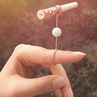 Metal Ring Finger Hand Rack Cigarette Holder Clip Hands Free Smoking Holder for Women/Men Smoker Smoking Accessories Gift (M(17mm), Gold 3)