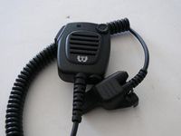 Titan Brand Speaker Mic for for Motorola HT1000 JT1000 MT2000 GP900 GP9000 MTS2000 MT6000 MTX838 MTX900 MTX1000 MTX8000 MTX9000 MTX-LS XTS2000 MTX2500 XTS3000 XTS3500 XTS5000 XTS5100 XTS7700