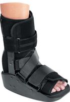 MaxTrax Short Walker Fracture Cast Boot, Medium