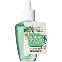 Bath and Body Works CHOCOLATE PEPPERMINT CREAM Wallflowers Fragrance Refill 0.8 Fluid Ounce (2019 Holiday Edition)