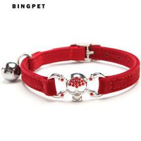 Skuleer(TM) Bling Pirate Skull Cat Collar Pet Products with Safety Elastic Belt 5 Colors