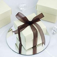 Tableclothsfactory Ivory 2pc Favor Boxes - 100 Boxes