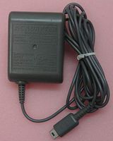 NINTENDO AC ADAPTOR USG-002 5.2 V 450 mA