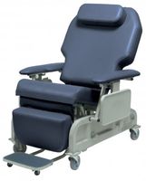 Lumex Powered Bariatric Recliner (Blue Ridge)