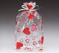 Small Red & White Floating Hearts 7x2x3" Cello Party Treat Food Snack Bags (14 ct)