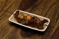 NATURAWARES 6x3 inches Eco-Friendly Disposable Palm Leaf Rectangular Bowls Pack of 25 Biodegradable Dinnerware, Wooden Boat Bowl for French Fries, Salad, Noddles