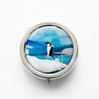 RhyNSky Animal Penguin Mini Portable Pocket Pill Box Case Holder for Purse, 3 Compartments, Silvery, FS217