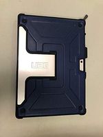 Microsoft Surface Pro 256GB i5 with Black Type Cover Bundle (8GB RAM, 2.6GHz i5, 12.3 Inch TouchScreen) Newest Version 2017