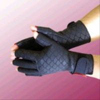 2235196 Thermoskin Glove Arthritis Small 1/Pr sold as Pair Pt# 83199 by Swede-O Inc.