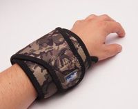 NeoWrap Camoflage 4-in-1 Cold Therapy for Wrist, Ankle, Elbow and Neck (NEW for 2011)