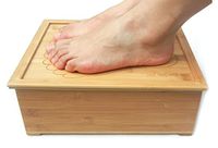 WellieSTR 1 Massager Moxa Roll Holder Moxibustion Bamboo Box Moxa Roll Stick Holder Case Massage Device Moxa Roll Holder Tool for foot used