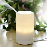 100 ml USB mini essential oil aroma diffuser, automatic off safety switch - 7 color LED lights and 4 timer settings suitable for home office car travel aroma diffuser (white)