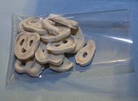 DOMAGRON Brand Clear Cello/Cellophane Bags - Gusseted - 100 Bags - Party/Wedding Favors - Gift Basket Supplies (4" x 2" x 6")