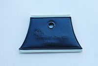 Yiyi Comb. Fuzz, Lint Ball & Pills Remover ( Medium )