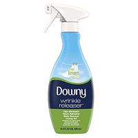 Downy Wrinkle Releaser Static Remover, Odor Eliminator, Fabric Refresher and Ironing Aid, 16.9 Fluid Ounce (Pack of 4) (Crisp Linen)