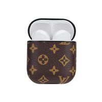 AirPods Case, Leather Protective Shockproof Case Cover AirPods Accessories with Carabiner Compatible with Apple AirPods Charging Case