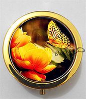 BlackKey Butterfly On Flowers 3-Compartment Decorative Pocket Gift Box Case Organizer for Pill, Color 2 -2300