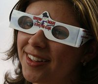 3D SNOWMAN Christmas Glasses - 3 PAIR - Holiday Specs - Transform Christmas Lights Into Magical Snowman Images