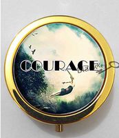 BlackKey Courage Beautiful Inspirational Word 3-Compartment Decorative Pocket Gift Box Case Organizer for Pill, Color 2 -1702