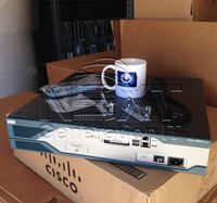 CISCO2821 Cisco 2821 Integrated Services Router w/ IOS 15.1(4)M 512D/256F CME 8.6