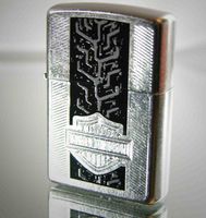 Zippo Harley-Davidson Tracks Lighter (Silver, 5 1/2 x 3 1/2 cm)