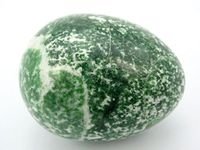 jennysun2010 1 Piece Natural Green Spot Gemstone Egg Crystal Healing Sphere Massage Finger Exercise 35x40mm